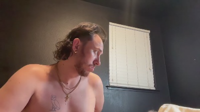 Tallhungcloudy live cam on Cam4