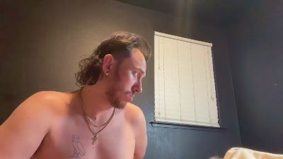 Tallhungcloudy live cam on Cam4