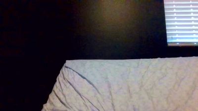 Tallhungcloudy live cam on Cam4