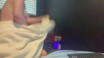 Tallhungcloudy live cam on Cam4
