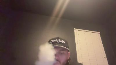Tallhungcloudy live cam on Cam4
