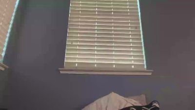 Tallhungcloudy live cam on Cam4