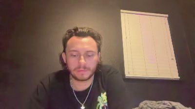 Tallhungcloudy live cam on Cam4