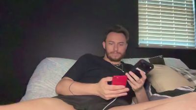 Tallhungcloudy live cam on Cam4