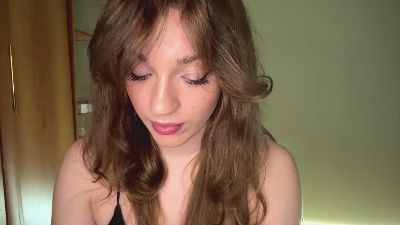 TamaraSaine Live Cam on Cam4 and RICams