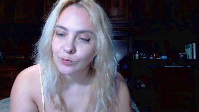 TamynaQ live cam on Cam4