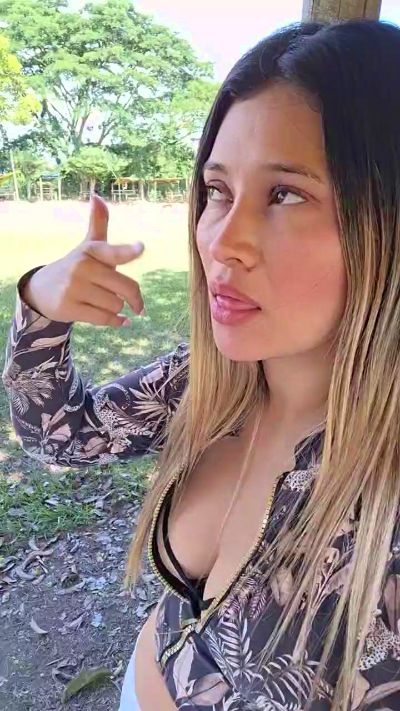 Tania__honey live cam on Cam4
