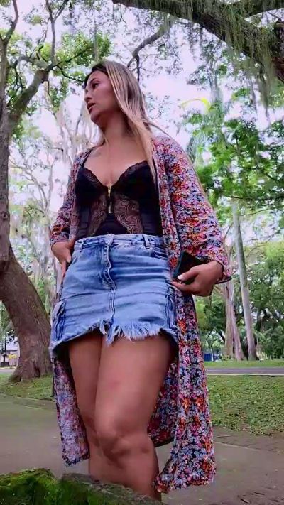 Tania__honey live cam on Cam4
