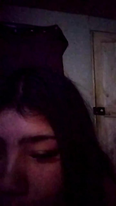 Taniamua69 live cam on Cam4
