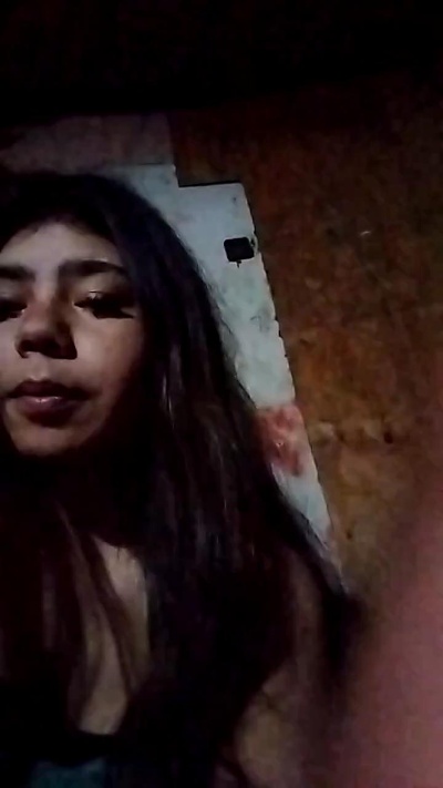 Taniamua69 live cam on Cam4
