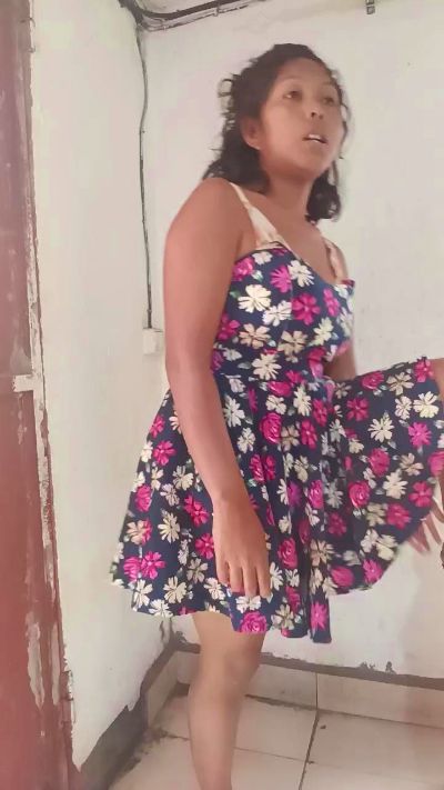 Tantely_xxx live female webcam from France