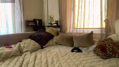 TarahFaris live cam on Cam4