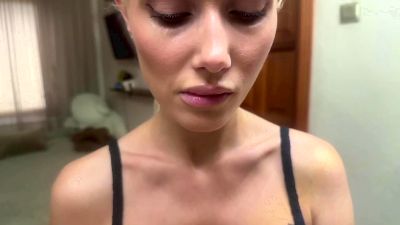 TarahFaris live cam on Cam4