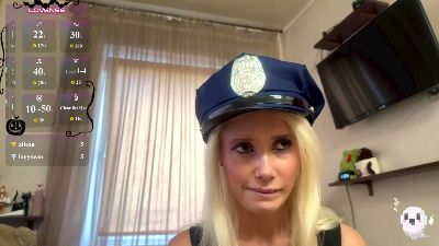 TarahFaris live cam on Cam4