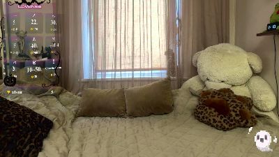 TarahFaris live cam on Cam4