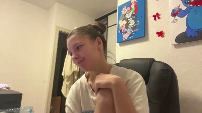 TarraMcroyal live cam on Cam4