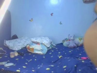Tashaarbutty live cam on Cam4