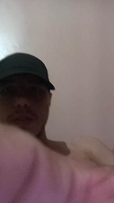 Tata_br live cam on Cam4