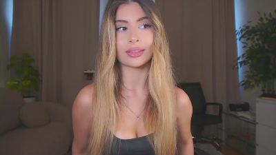 TateEvett live cam on Cam4
