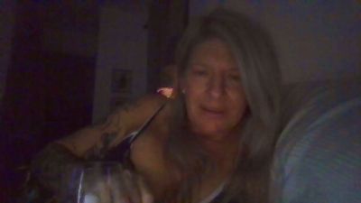 Tattedbadassx live cam on Cam4
