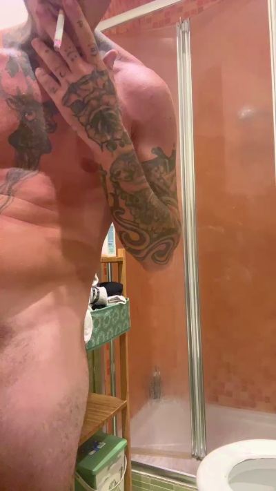 Tattoo live cam on Cam4