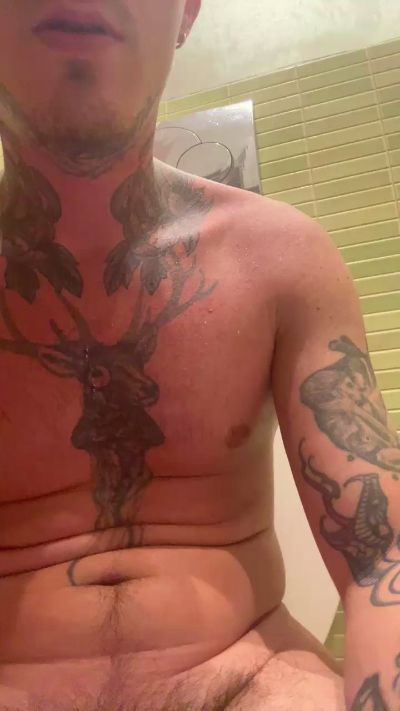 Tattoo live cam on Cam4