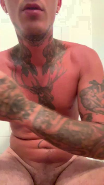 Tattoo live cam on Cam4