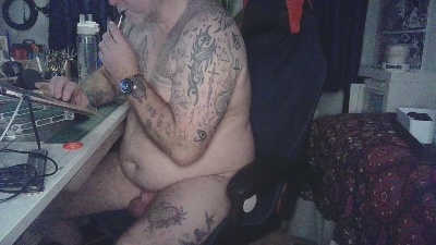 Tattooeddilf_01 live cam on Cam4