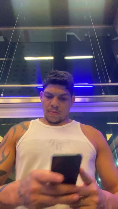 Tatuado23cm live cam on Cam4