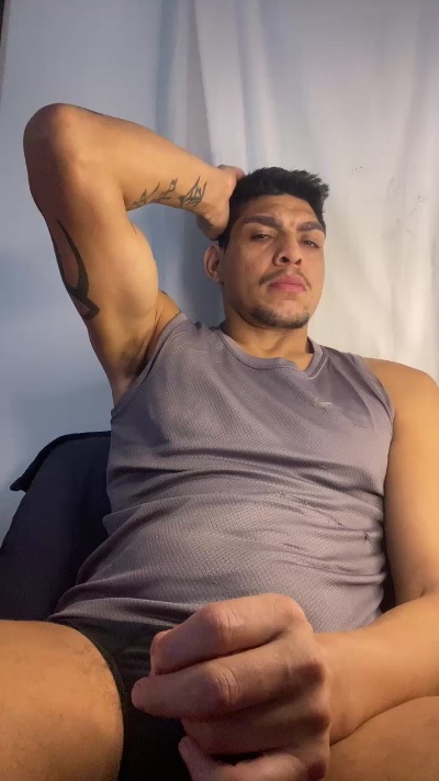 Tatuado23cm live cam on Cam4
