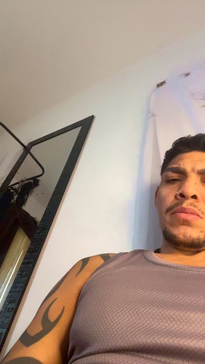 Tatuado23cm live cam on Cam4