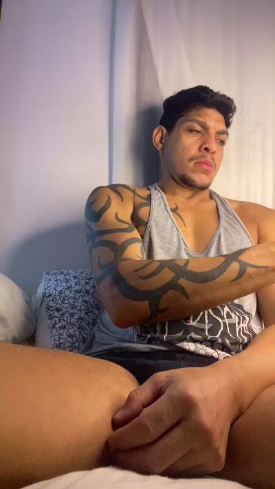 Tatuado23cm live cam on Cam4