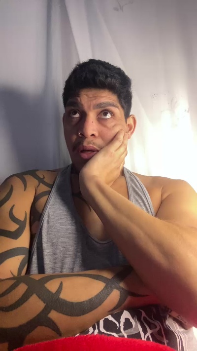 Tatuado23cm live cam on Cam4