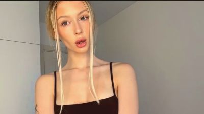 TawnaMeyerhoff live cam on Cam4