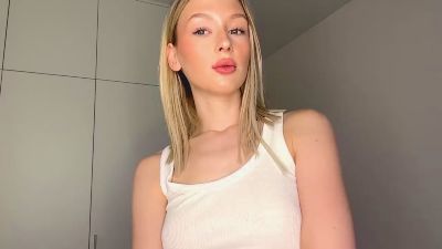 TawnaMeyerhoff live cam on Cam4