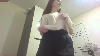 TawnyaGislason live cam on Cam4