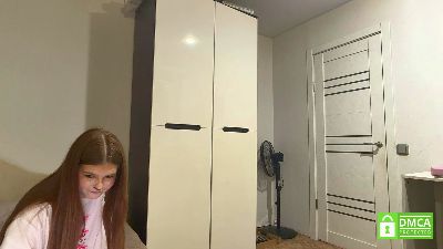 TawnyaGislason live cam on Cam4
