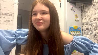 TawnyaGislason live cam on Cam4