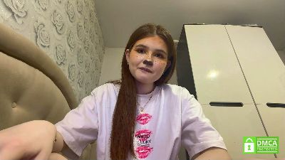 TawnyaGislason live cam on Cam4