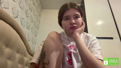 TawnyaGislason live cam on Cam4