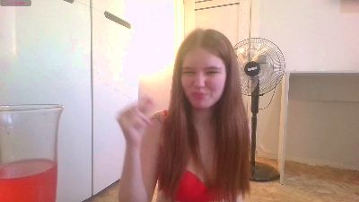 TawnyaGislason live cam on Cam4