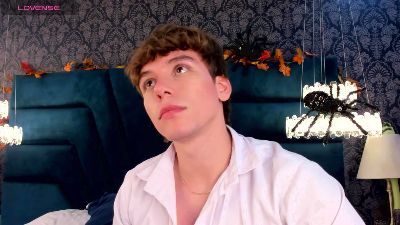 Tayler_White live cam on Cam4