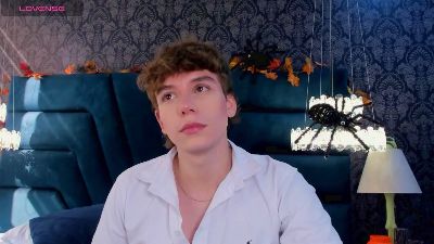 Tayler_White live cam on Cam4