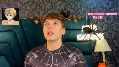 Tayler_White live cam on Cam4