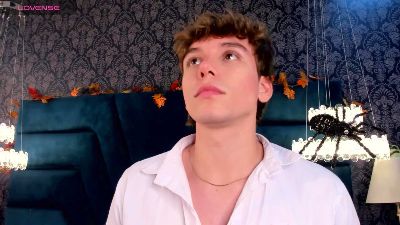 Tayler_White live cam on Cam4