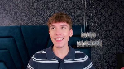 Tayler_White live cam on Cam4