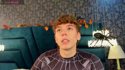 Tayler_White live cam on Cam4