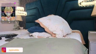 Tayler_White live cam on Cam4