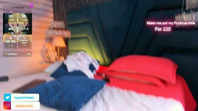 Tayler_White live cam on Cam4