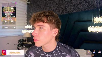 Tayler_White live cam on Cam4
